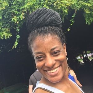 Meet your Posher, Qumara